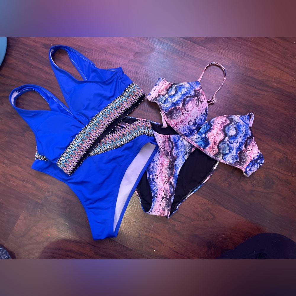 XL and L Bikini’s